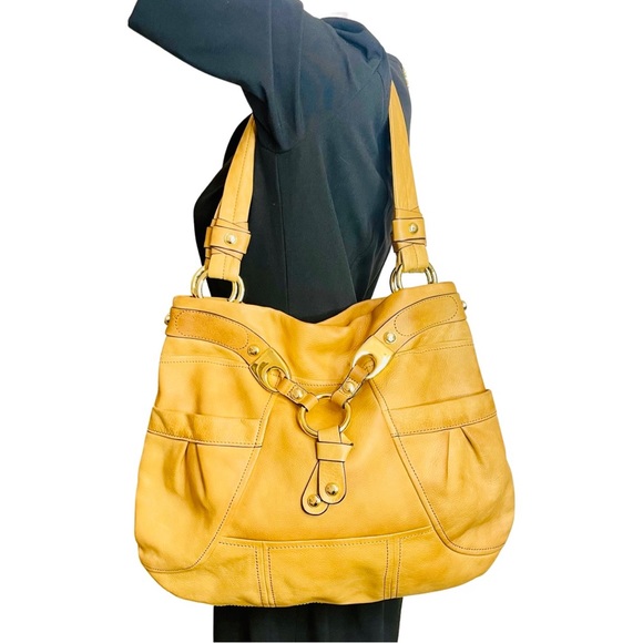 NWT - B MAKOWSKY - Tan Pebble Leather Shoulder Handbag With Dust Bag! - Picture 6 of 17